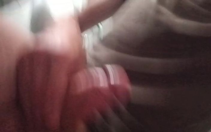 PolBunnyStuff: मुझमें भूखे वीर्य की तलाश है