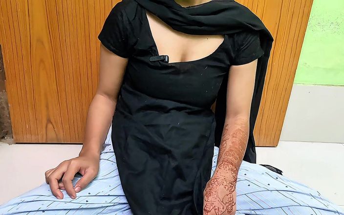 Riya Chowdhury: Sex s mým sexy služebníkem v domácnosti, když moje žena není...