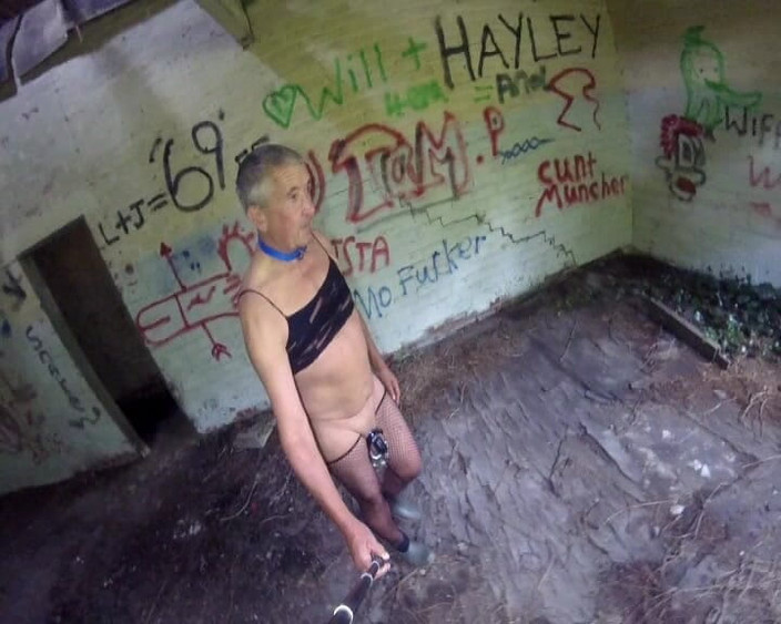 Andy: Old Buliding Sissy Outfit