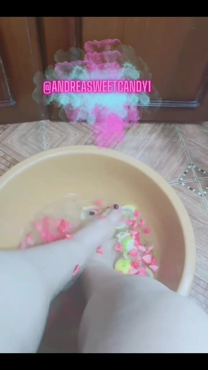 Whitekitten: 3997284552.mp4