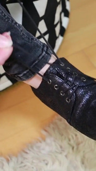 Tocuri elegante din dantelă și tachinare cu nailon