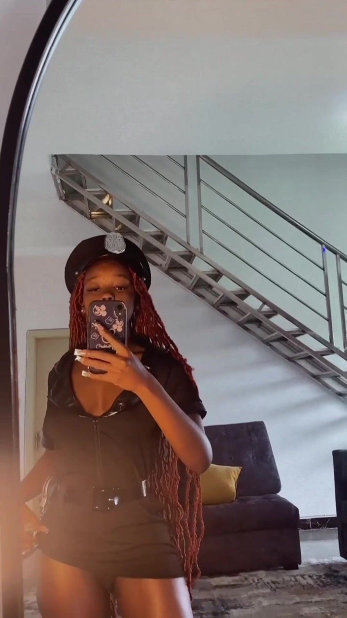 SEXXY-DAISY: 내 안에 거대한 것을 원해