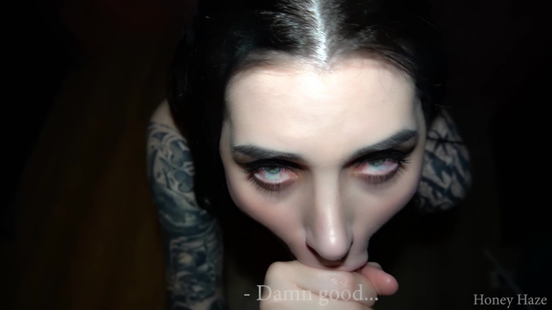 Honey Haze: Une demi-sœur aux yeux rouges m’éjacule dans l’esprit et me...