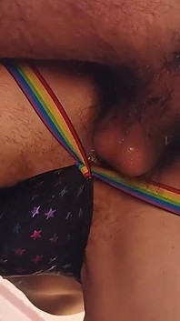 2 cewek kembar super hot ngentot aku habis-habisan di teras rumahku kayak profesional!