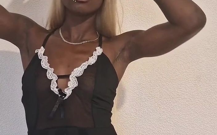 Xeinna Rose: Dołącz do mnie na kamerze w czwartki i piątki