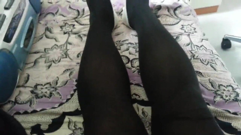 Kit19881127: Мастурбація в колготках 4
