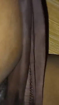 Saya mengongkeknya dengan keseronokan