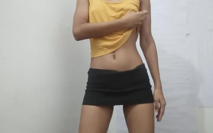 desigirl93: Real Indian Girl Masturbating Anal Toys, Bottle and Pissing