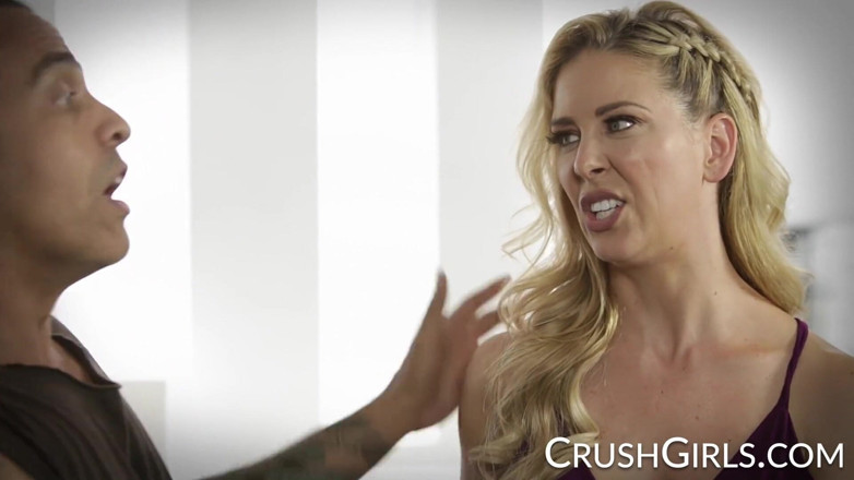 Crush Girls: Cherie Deville and her stepdaughter Honey Gold get naughty