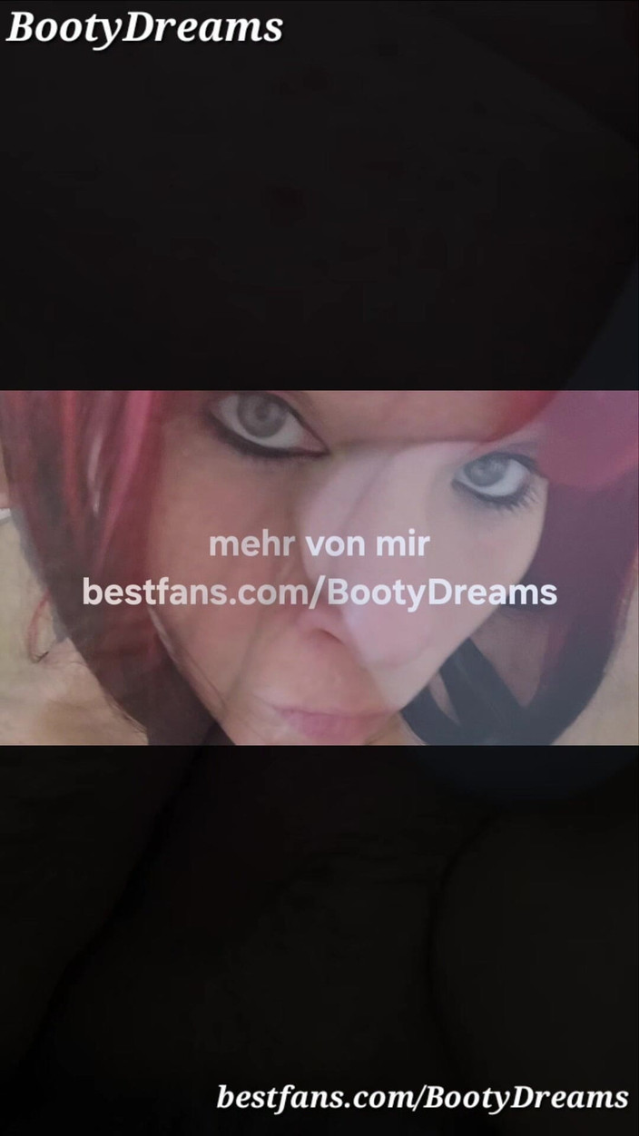 BootyDreams: 딜도와 만족감으로 격렬한 오르가즘