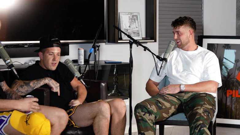 Pillow Talk: Harry Jowsey on Dating Khloe Kardashian Rumours