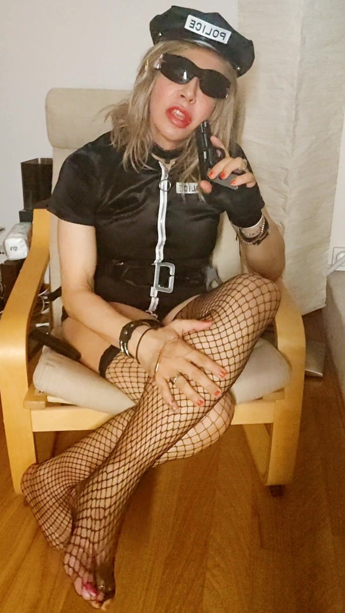 Camelia: Historia de policía trans