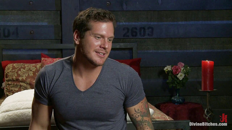 Divine Bitches by Kink: Just the tip