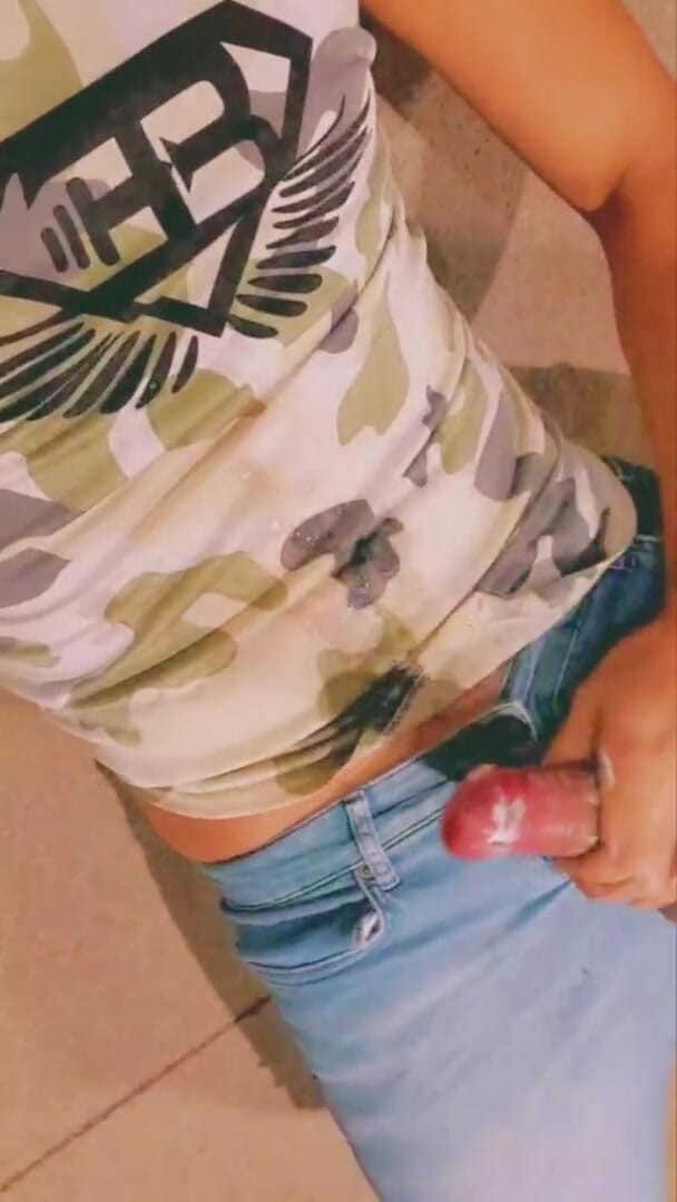 Slutboyben: Slutboyben Cam4 Hotel Golv utställare