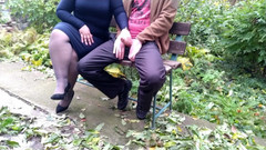 OurFetishLife: Moje macecha s křivkami mi pomohla stříkat