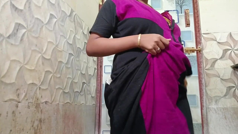 Mami4711: Chłopak dzwoni do domu łazienka funking bardzo ciasne! Indyjski Tamil gorące...