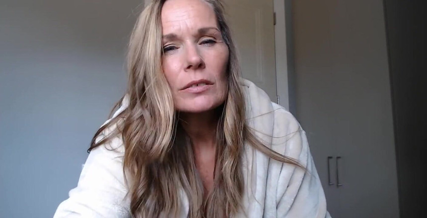 KimitheMilfMommy: Happy Friday! This one is called kinky as fuck