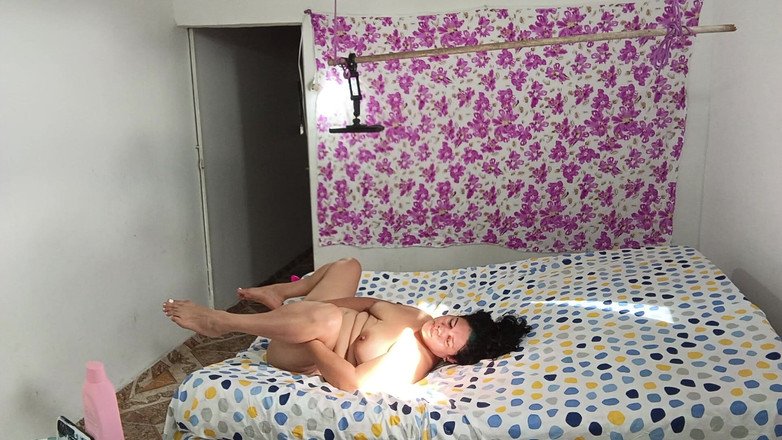 Valkyrieandluigy: Girlfriend Fucking I Am