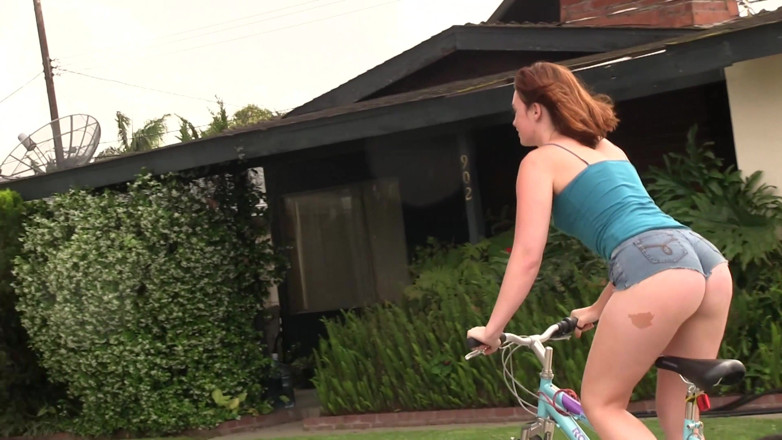 Hefburg: Prostate milking bubble butt teen