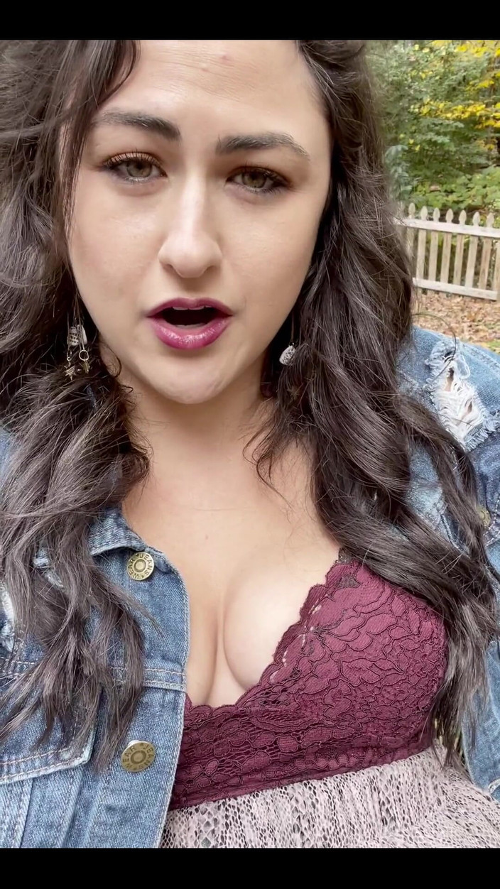 Josie Jaxxon: Một chương khác của cuộc phiêu lưu của Josie Jaxxon!