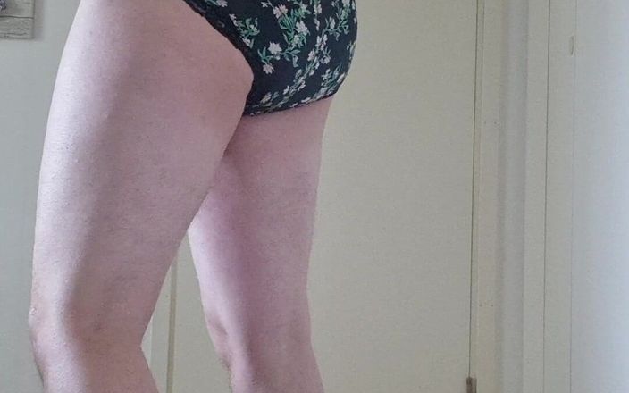 Amanda Rydh: 新しい服を試着しています