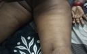 Benita sweety: Une tatie se fait masser dans un salon indien