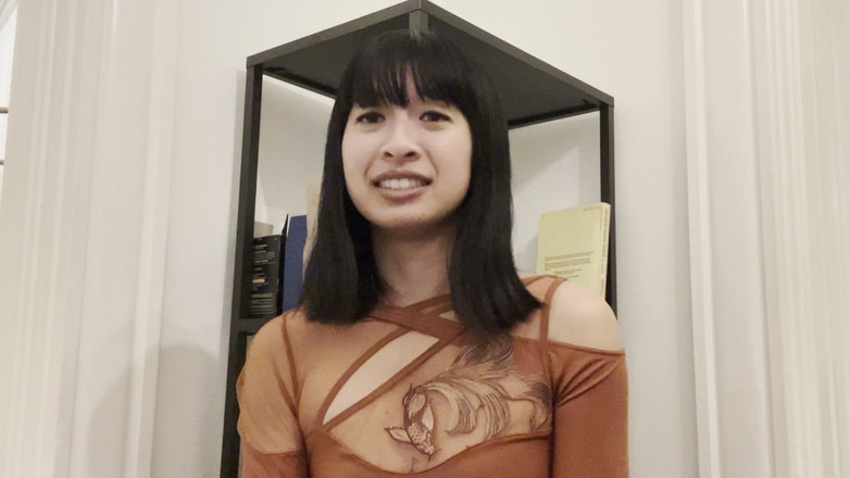 Felicity Azura: 치약으로