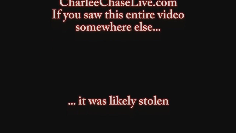 Charlee Chase: チャーリーは私の大きな緑の風船を追いかけます 手コキをポップする
