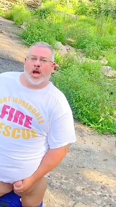 My Step-daddy Firefighter Has Fun While I Video Him Cum (Hand free) My Step-daddy Firefighter Has Fun While I Video Him Cum (Hand free)