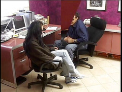 The Anal Queens: Dientot pakai mainan seks sebelum dientot