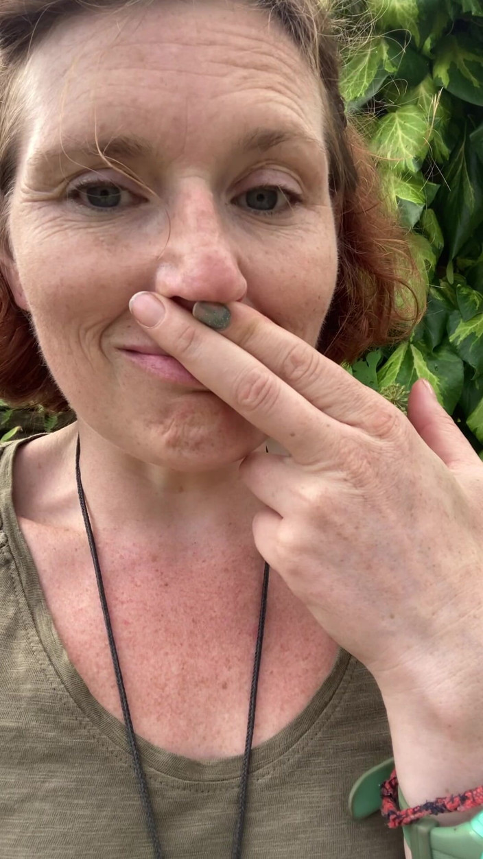 MistressWriggler: Smelling My Stinky Pussy Fingers in a Secluded Garden, Not...