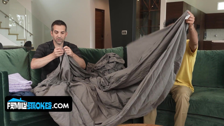 Family Strokes: Lizzie love aur Donnie Rock tin logon vaali hot chudaee...