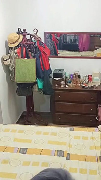 Swingersamateur40 зраджує своєму чоловікові в готелі зі своїм коханцем. Вона каже йому, що вона в спа.