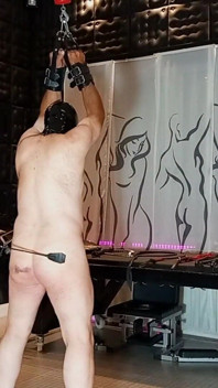Mistress Luciana Bondage, biczowanie i krzyki