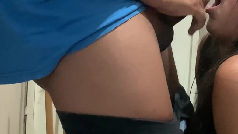 I Fuck My Step-sister in the Bathroom While She Brushes Her Teeth