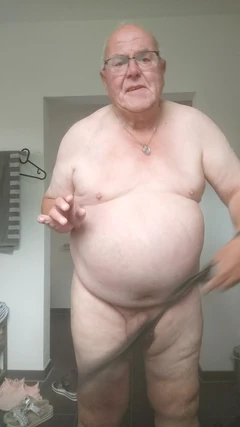 Altre deliziose frustate sul mio corpo
