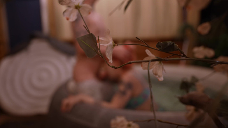 lilredvelvettt: ホットタブのホットネイバーズ