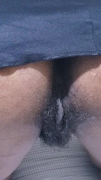 털이 무성한 보지와 엉덩이를 너무 잘 먹어!