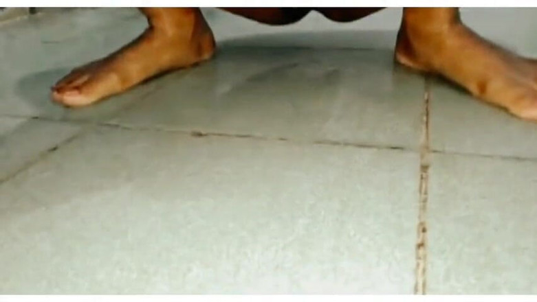 Sex Park: 彼は私のマンコにチンポを突っ込んで射精しました