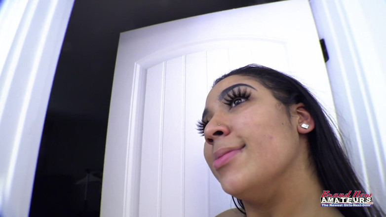 Brand New Amateurs: Parte 2 di 2 bbw formosa si spoglia scopa succhia ed ingoia...