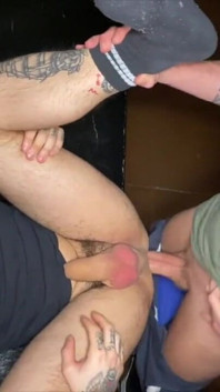 Igor Lucios fucked bareback by Apolo Adrii