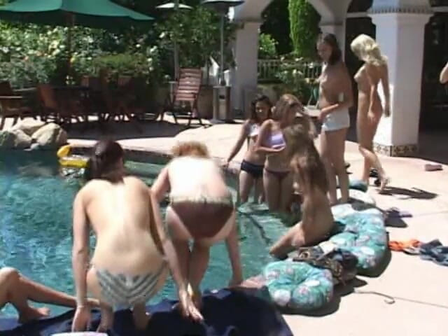 Radical Lesbian: Lesbian outdoors orgy