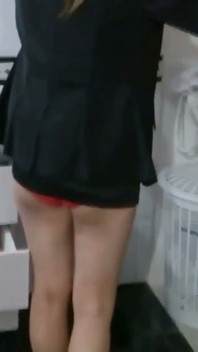 Gran Compilación De Mi Hermosa Esposa Meando Antes Y Después De Ser Follada. El Semen Sale De Ella.
