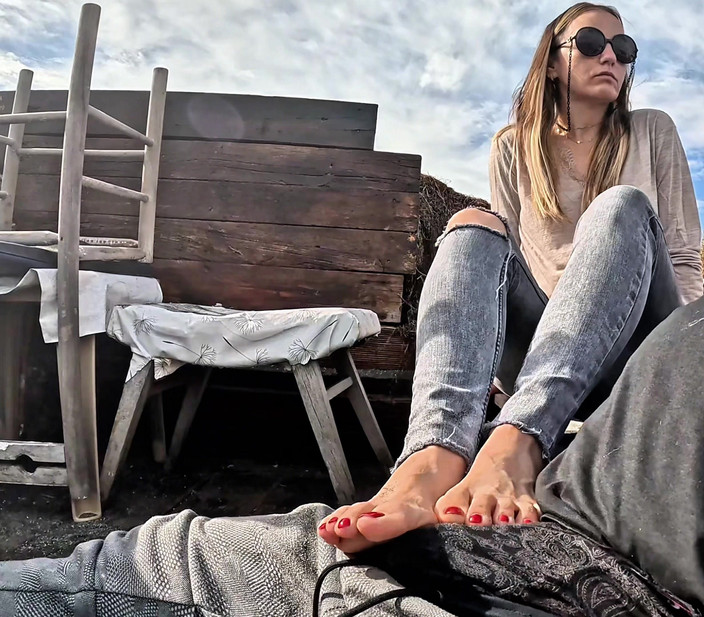 Mistressyammyboots: Ayaklarımın Altında Güç