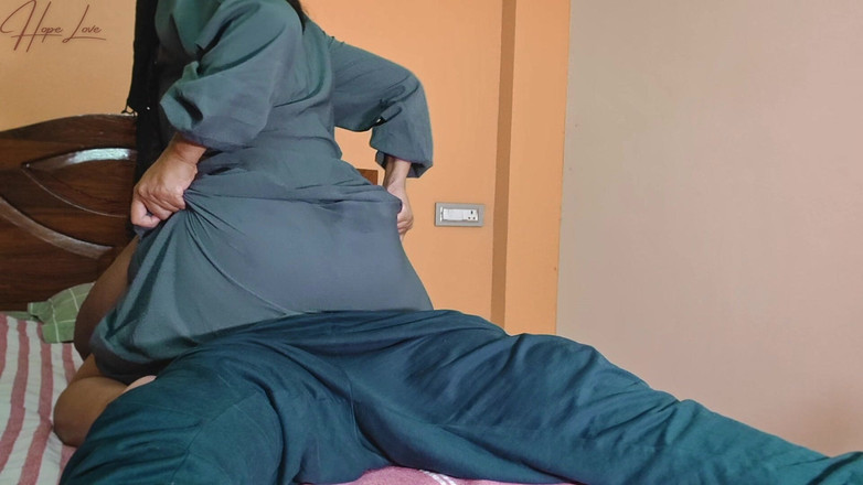 Hope Love: Ateşli orta yaşlı seksi kadın büyük götlü evli kadın aldatıyor