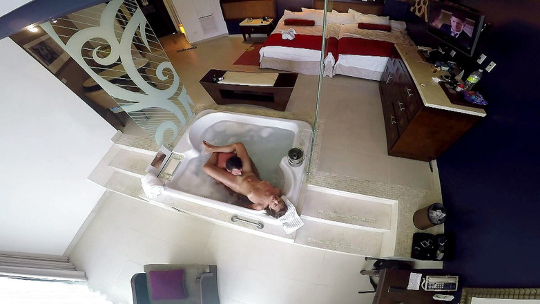 Real Porn Amateur: Adorável foda amadora com garota com tesão