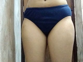 Riya Thakur: Bangladeshi Teen Fingering Herself