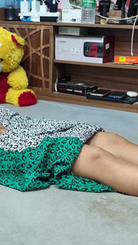 Malayali Wife Feet Massage Doing by Husband