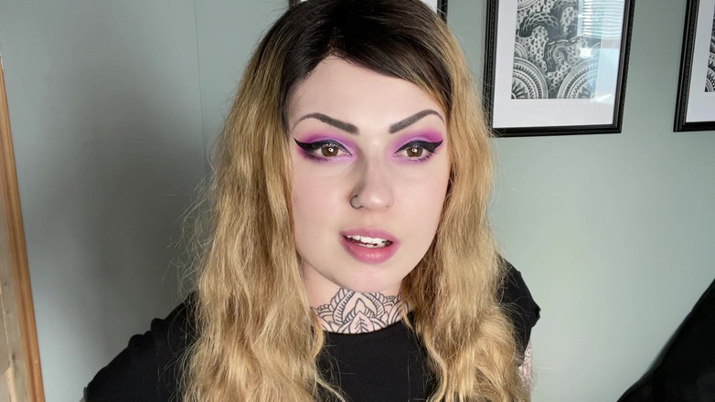 Miss Valentina: Wedgies робить вас жорсткими