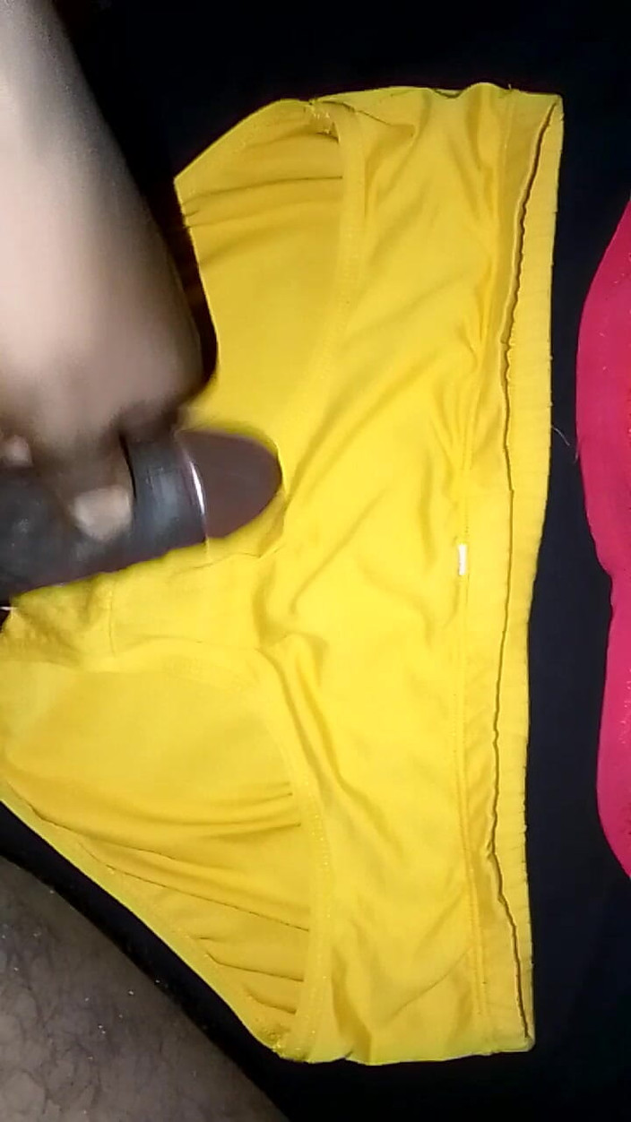 Jaanu294: Yellowpanta Panta Redezzle Redeek Bodi